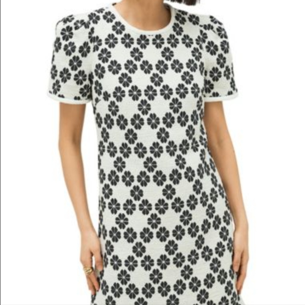 Kate Spade New York Black & White Daisy Print Tweed Shift Dress Size 4. NWT!
